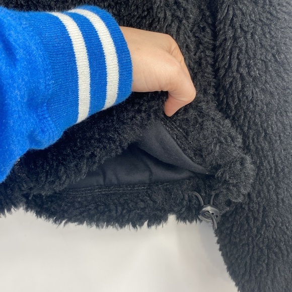 BDG Urban Outfitters Teddy Coat Jacket Women Small Black Zip Up Cropped Fuzzy - Picture 3 of 10